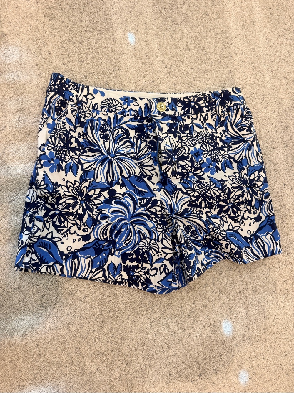 Lilly Pulitzer Blue and White Floral Panda Callahan Shorts